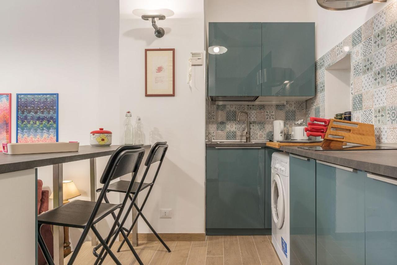Monti Artistic Flat Apartment Рим Екстериор снимка